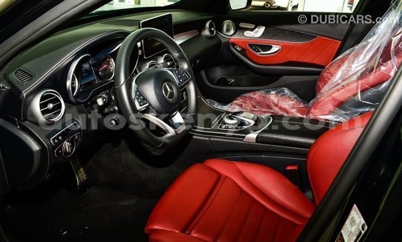 Imported Mercedes‒Benz 1117 Black Netiree iti Import - Dubai keessatti Central Kenya keessatti Imported Mercedes‒Benz 1117 Black Netiree iti Import - Dubai keessatti Central Kenya keessatti