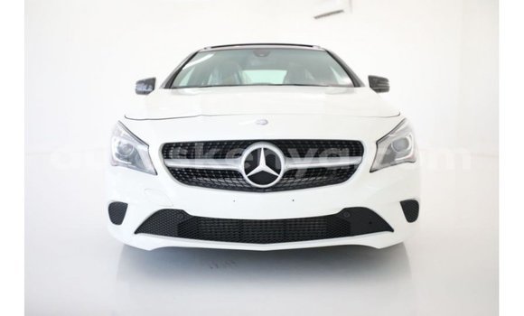Nunua Imported Mercedes‒Benz 250 Nyeupe Gari ndani ya Import - Dubai nchini Kati Kenya Nunua Imported Mercedes‒Benz 250 Nyeupe Gari ndani ya Import - Dubai nchini Kati Kenya