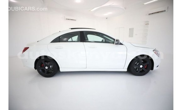 Nunua Imported Mercedes‒Benz 250 Nyeupe Gari ndani ya Import - Dubai nchini Kati Kenya Nunua Imported Mercedes‒Benz 250 Nyeupe Gari ndani ya Import - Dubai nchini Kati Kenya