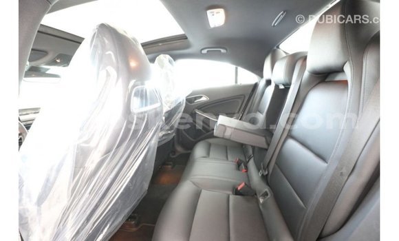 Nunua Imported Mercedes‒Benz 250 Nyeupe Gari ndani ya Import - Dubai nchini Kati Kenya Nunua Imported Mercedes‒Benz 250 Nyeupe Gari ndani ya Import - Dubai nchini Kati Kenya