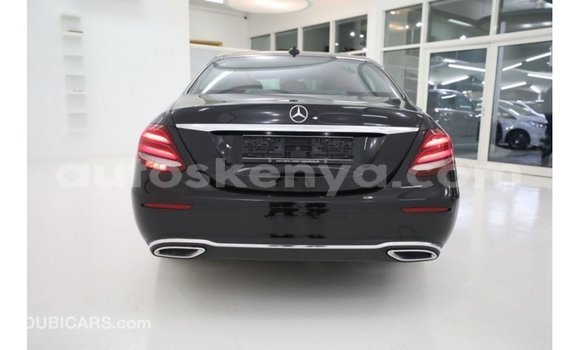 Imported Mercedes‒Benz 1117 Black Netiree iti Import - Dubai keessatti Central Kenya keessatti Imported Mercedes‒Benz 1117 Black Netiree iti Import - Dubai keessatti Central Kenya keessatti