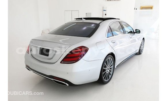 Imported Mercedes‒Benz 1117 Other Netiree iti Import - Dubai keessatti Central Kenya keessatti Imported Mercedes‒Benz 1117 Other Netiree iti Import - Dubai keessatti Central Kenya keessatti