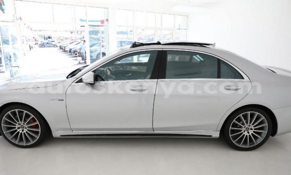 Imported Mercedes‒Benz 1117 Other Netiree iti Import - Dubai keessatti Central Kenya keessatti Imported Mercedes‒Benz 1117 Other Netiree iti Import - Dubai keessatti Central Kenya keessatti