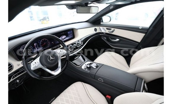 Imported Mercedes‒Benz 1117 Other Netiree iti Import - Dubai keessatti Central Kenya keessatti Imported Mercedes‒Benz 1117 Other Netiree iti Import - Dubai keessatti Central Kenya keessatti