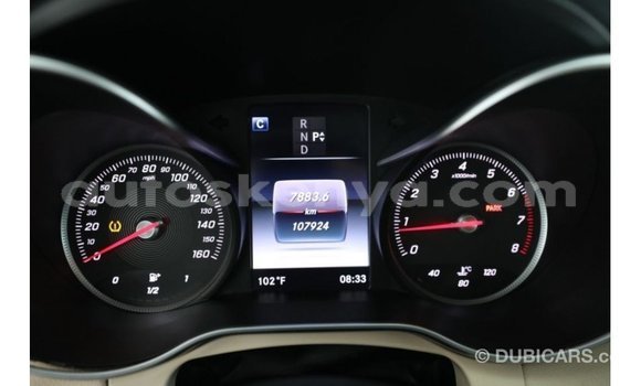 Imported Mercedes‒Benz 1117 White Netiree iti Import - Dubai keessatti Central Kenya keessatti Imported Mercedes‒Benz 1117 White Netiree iti Import - Dubai keessatti Central Kenya keessatti