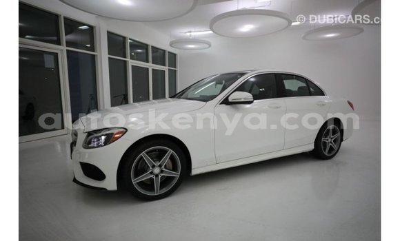 Buy Import Mercedes‒Benz 1117 White Truck in Import - Dubai in Central Kenya Buy Import Mercedes‒Benz 1117 White Truck in Import - Dubai in Central Kenya