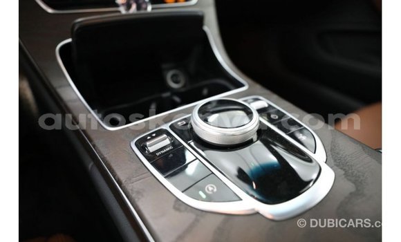 Imported Mercedes‒Benz 1117 White Netiree iti Import - Dubai keessatti Central Kenya keessatti Imported Mercedes‒Benz 1117 White Netiree iti Import - Dubai keessatti Central Kenya keessatti