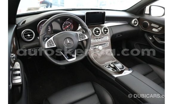 Buy Import Mercedes‒Benz 1117 White Truck in Import - Dubai in Central Kenya Buy Import Mercedes‒Benz 1117 White Truck in Import - Dubai in Central Kenya