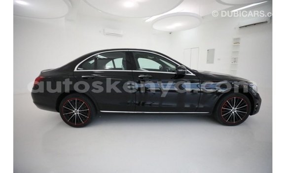 Nunua Imported Mercedes‒Benz 1117 Nyeusi Lori ndani ya Import - Dubai nchini Kati Kenya Nunua Imported Mercedes‒Benz 1117 Nyeusi Lori ndani ya Import - Dubai nchini Kati Kenya