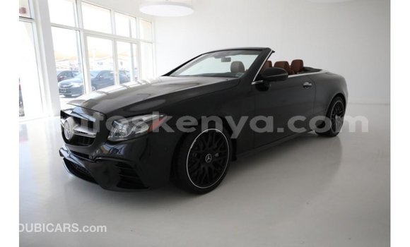 Imported Mercedes‒Benz 1117 Black Netiree iti Import - Dubai keessatti Central Kenya keessatti Imported Mercedes‒Benz 1117 Black Netiree iti Import - Dubai keessatti Central Kenya keessatti