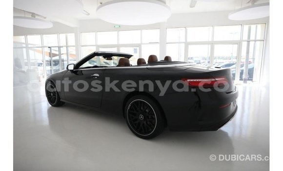 Imported Mercedes‒Benz 1117 Black Netiree iti Import - Dubai keessatti Central Kenya keessatti Imported Mercedes‒Benz 1117 Black Netiree iti Import - Dubai keessatti Central Kenya keessatti