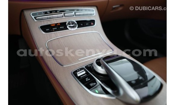 Imported Mercedes‒Benz 1117 Black Netiree iti Import - Dubai keessatti Central Kenya keessatti Imported Mercedes‒Benz 1117 Black Netiree iti Import - Dubai keessatti Central Kenya keessatti