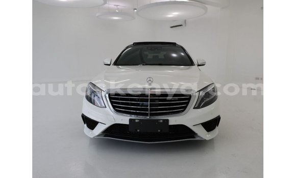 Imported Mercedes‒Benz 250 White Makiinaa iti Import - Dubai keessatti Central Kenya keessatti