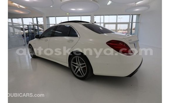 Nunua Imported Mercedes‒Benz 250 Nyeupe Gari ndani ya Import - Dubai nchini Kati Kenya Nunua Imported Mercedes‒Benz 250 Nyeupe Gari ndani ya Import - Dubai nchini Kati Kenya