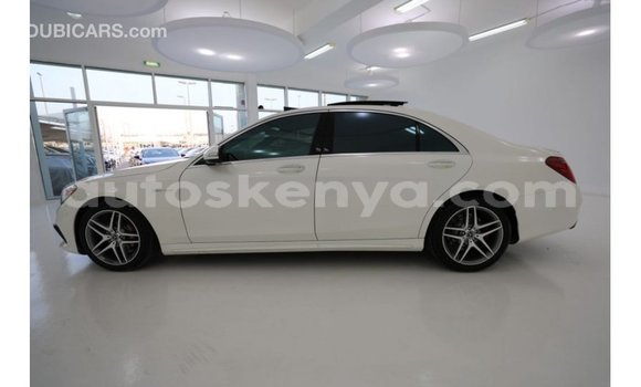 Nunua Imported Mercedes‒Benz 250 Nyeupe Gari ndani ya Import - Dubai nchini Kati Kenya Nunua Imported Mercedes‒Benz 250 Nyeupe Gari ndani ya Import - Dubai nchini Kati Kenya