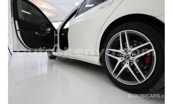 Nunua Imported Mercedes‒Benz 250 Nyeupe Gari ndani ya Import - Dubai nchini Kati Kenya Nunua Imported Mercedes‒Benz 250 Nyeupe Gari ndani ya Import - Dubai nchini Kati Kenya