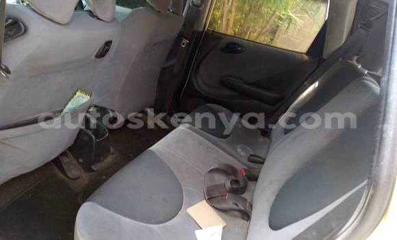 Nunua Ilio tumika Honda Fit Nyeupe Gari ndani ya Nairobi nchini Nairobi Nunua Ilio tumika Honda Fit Nyeupe Gari ndani ya Nairobi nchini Nairobi