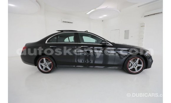 Nunua Imported Mercedes‒Benz 1117 Nyeusi Lori ndani ya Import - Dubai nchini Kati Kenya Nunua Imported Mercedes‒Benz 1117 Nyeusi Lori ndani ya Import - Dubai nchini Kati Kenya
