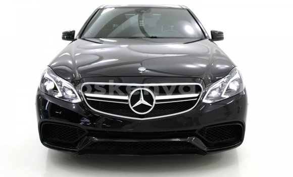 Imported Mercedes‒Benz 1117 Black Netiree iti Import - Dubai keessatti Central Kenya keessatti