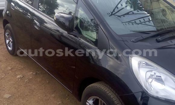 Nunua Ilio tumika Honda Fit Nyeusi Gari ndani ya Nairobi nchini Nairobi Nunua Ilio tumika Honda Fit Nyeusi Gari ndani ya Nairobi nchini Nairobi