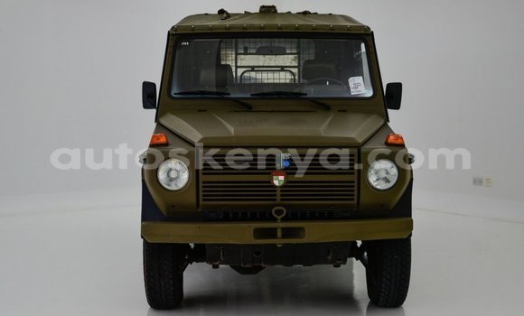 Imported PUCH Pinzgauer Green Makiinaa iti Import - Dubai keessatti Central Kenya keessatti