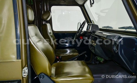 Imported PUCH Pinzgauer Green Makiinaa iti Import - Dubai keessatti Central Kenya keessatti Imported PUCH Pinzgauer Green Makiinaa iti Import - Dubai keessatti Central Kenya keessatti