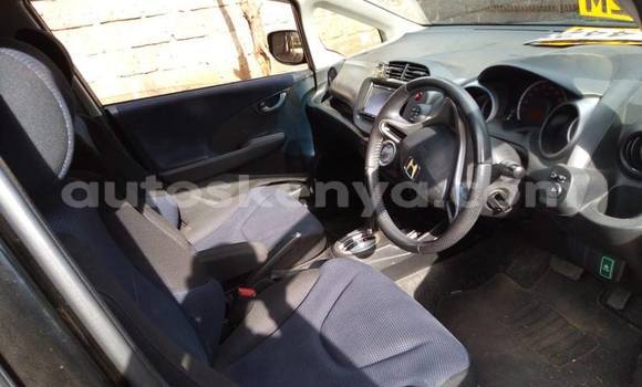 Nunua Ilio tumika Honda Fit Nyeusi Gari ndani ya Nairobi nchini Nairobi Nunua Ilio tumika Honda Fit Nyeusi Gari ndani ya Nairobi nchini Nairobi