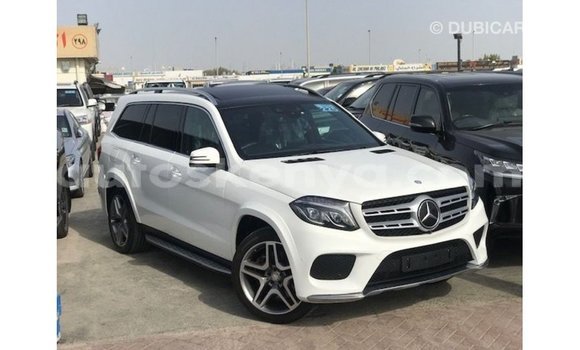 Buy Import Mercedes‒Benz 1117 White Truck in Import - Dubai in Central Kenya Buy Import Mercedes‒Benz 1117 White Truck in Import - Dubai in Central Kenya