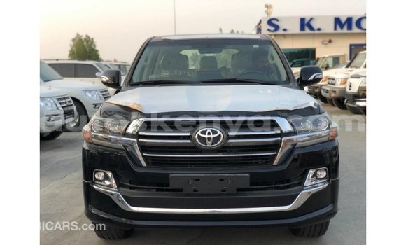 Nunua Imported Toyota Land Cruiser Nyeusi Gari ndani ya Import - Dubai nchini Kati Kenya Nunua Imported Toyota Land Cruiser Nyeusi Gari ndani ya Import - Dubai nchini Kati Kenya