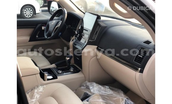 Nunua Imported Toyota Land Cruiser Nyeusi Gari ndani ya Import - Dubai nchini Kati Kenya Nunua Imported Toyota Land Cruiser Nyeusi Gari ndani ya Import - Dubai nchini Kati Kenya