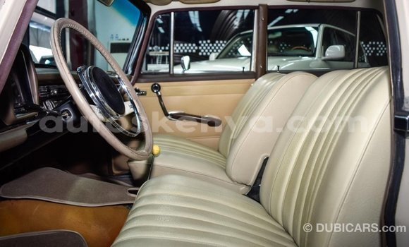Nunua Imported Mercedes‒Benz 230 Nyeupe Gari ndani ya Import - Dubai nchini Kati Kenya Nunua Imported Mercedes‒Benz 230 Nyeupe Gari ndani ya Import - Dubai nchini Kati Kenya