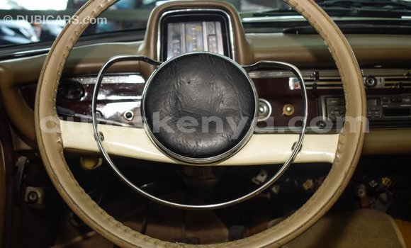 Nunua Imported Mercedes‒Benz 230 Nyeupe Gari ndani ya Import - Dubai nchini Kati Kenya Nunua Imported Mercedes‒Benz 230 Nyeupe Gari ndani ya Import - Dubai nchini Kati Kenya