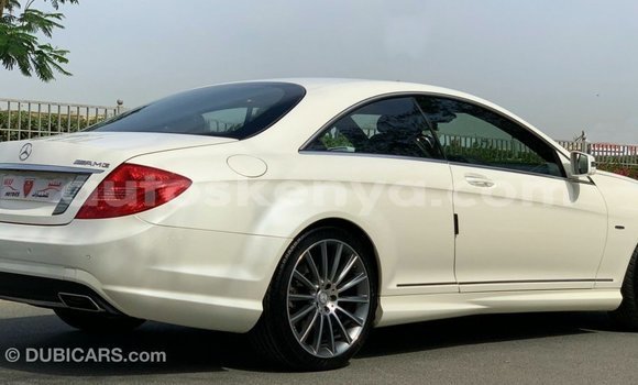 Imported Mercedes‒Benz 1117 White Netiree iti Import - Dubai keessatti Central Kenya keessatti Imported Mercedes‒Benz 1117 White Netiree iti Import - Dubai keessatti Central Kenya keessatti