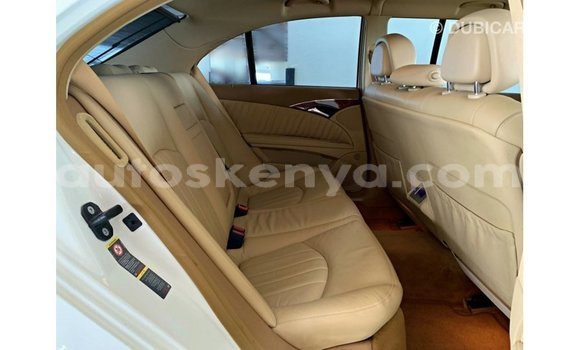 Nunua Imported Mercedes‒Benz 200 Nyeupe Gari ndani ya Import - Dubai nchini Kati Kenya Nunua Imported Mercedes‒Benz 200 Nyeupe Gari ndani ya Import - Dubai nchini Kati Kenya