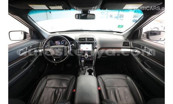 Nunua Imported Ford Explorer Nyeusi Gari ndani ya Import - Dubai nchini Kati Kenya Nunua Imported Ford Explorer Nyeusi Gari ndani ya Import - Dubai nchini Kati Kenya