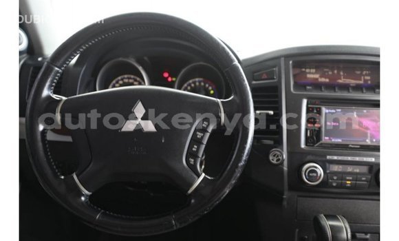 Nunua Imported Mitsubishi Pajero Nyekundu Gari ndani ya Import - Dubai nchini Kati Kenya Nunua Imported Mitsubishi Pajero Nyekundu Gari ndani ya Import - Dubai nchini Kati Kenya