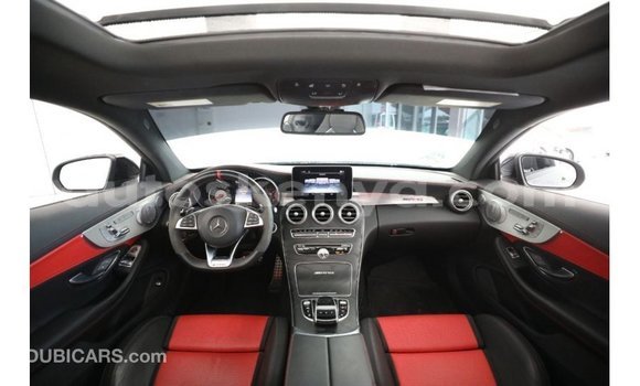 Buy Import Mercedes‒Benz 1117 Other Truck in Import - Dubai in Central Kenya Buy Import Mercedes‒Benz 1117 Other Truck in Import - Dubai in Central Kenya