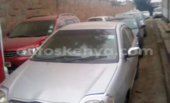 Nunua Ilio tumika Toyota Corolla Fedha Gari ndani ya Nairobi nchini Nairobi Nunua Ilio tumika Toyota Corolla Fedha Gari ndani ya Nairobi nchini Nairobi