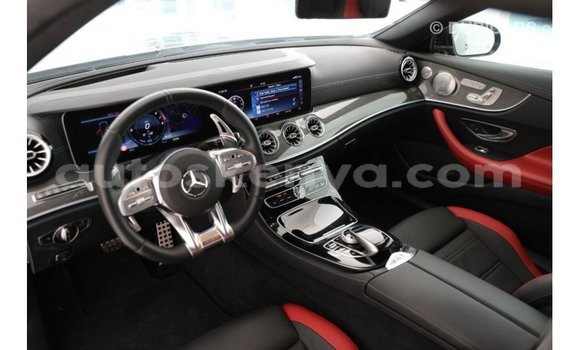 Imported Mercedes‒Benz 1117 Black Netiree iti Import - Dubai keessatti Central Kenya keessatti Imported Mercedes‒Benz 1117 Black Netiree iti Import - Dubai keessatti Central Kenya keessatti
