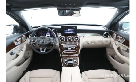 Nunua Imported Mercedes‒Benz 1117 Brown Lori ndani ya Import - Dubai nchini Kati Kenya Nunua Imported Mercedes‒Benz 1117 Brown Lori ndani ya Import - Dubai nchini Kati Kenya