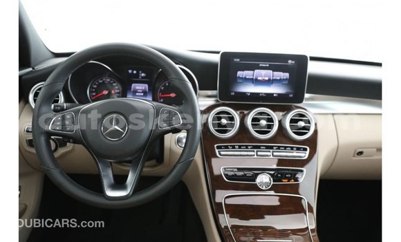 Nunua Imported Mercedes‒Benz 1117 Brown Lori ndani ya Import - Dubai nchini Kati Kenya Nunua Imported Mercedes‒Benz 1117 Brown Lori ndani ya Import - Dubai nchini Kati Kenya