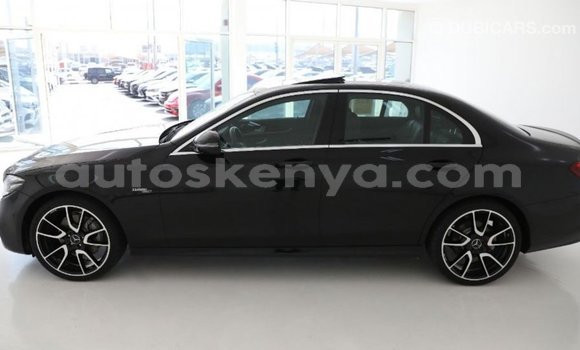 Buy Import Mercedes‒Benz 1117 Black Truck in Import - Dubai in Central Kenya Buy Import Mercedes‒Benz 1117 Black Truck in Import - Dubai in Central Kenya