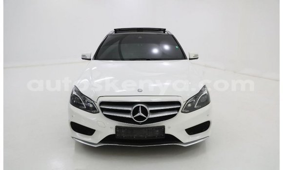 Nunua Imported Mercedes‒Benz 1729 Nyeupe Lori ndani ya Import - Dubai nchini Kati Kenya Nunua Imported Mercedes‒Benz 1729 Nyeupe Lori ndani ya Import - Dubai nchini Kati Kenya