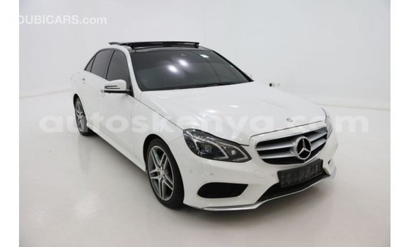 Nunua Imported Mercedes‒Benz 1729 Nyeupe Lori ndani ya Import - Dubai nchini Kati Kenya Nunua Imported Mercedes‒Benz 1729 Nyeupe Lori ndani ya Import - Dubai nchini Kati Kenya