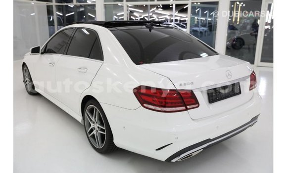 Nunua Imported Mercedes‒Benz 1729 Nyeupe Lori ndani ya Import - Dubai nchini Kati Kenya Nunua Imported Mercedes‒Benz 1729 Nyeupe Lori ndani ya Import - Dubai nchini Kati Kenya