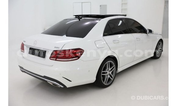 Nunua Imported Mercedes‒Benz 1729 Nyeupe Lori ndani ya Import - Dubai nchini Kati Kenya Nunua Imported Mercedes‒Benz 1729 Nyeupe Lori ndani ya Import - Dubai nchini Kati Kenya