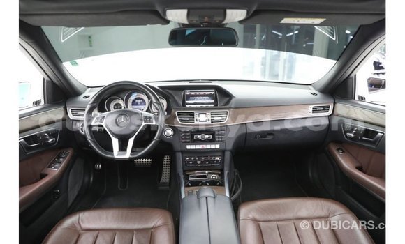 Nunua Imported Mercedes‒Benz 1729 Nyeupe Lori ndani ya Import - Dubai nchini Kati Kenya Nunua Imported Mercedes‒Benz 1729 Nyeupe Lori ndani ya Import - Dubai nchini Kati Kenya