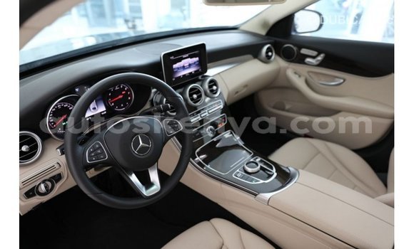 Imported Mercedes‒Benz 1117 Black Netiree iti Import - Dubai keessatti Central Kenya keessatti Imported Mercedes‒Benz 1117 Black Netiree iti Import - Dubai keessatti Central Kenya keessatti