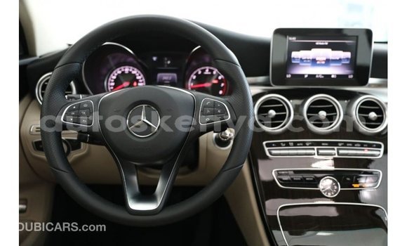 Imported Mercedes‒Benz 1117 Black Netiree iti Import - Dubai keessatti Central Kenya keessatti Imported Mercedes‒Benz 1117 Black Netiree iti Import - Dubai keessatti Central Kenya keessatti