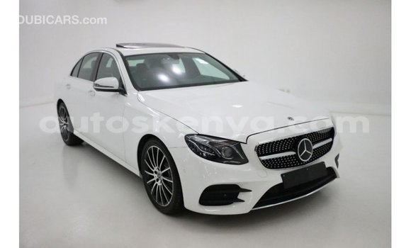 Imported Mercedes‒Benz 1117 White Netiree iti Import - Dubai keessatti Central Kenya keessatti Imported Mercedes‒Benz 1117 White Netiree iti Import - Dubai keessatti Central Kenya keessatti